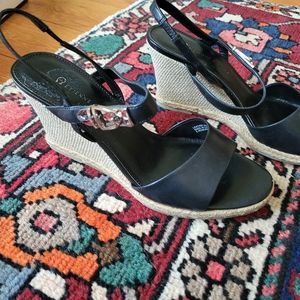 NIB Etienne Aigner Sandals 8
